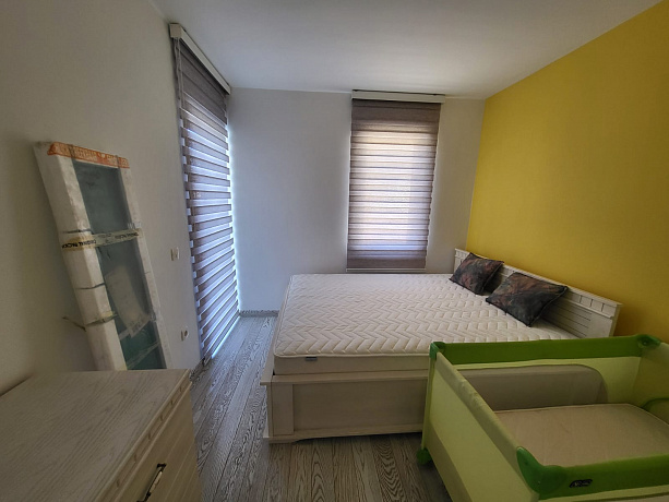 Apartment mit zwei Schlafzimmern in Rafailovici in der Nähe des Meeres